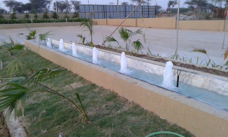 Foaming Fountains